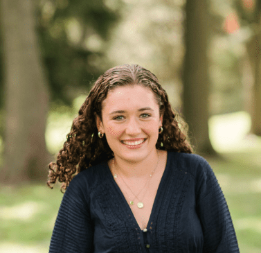 Maisie Carr e1727877063215