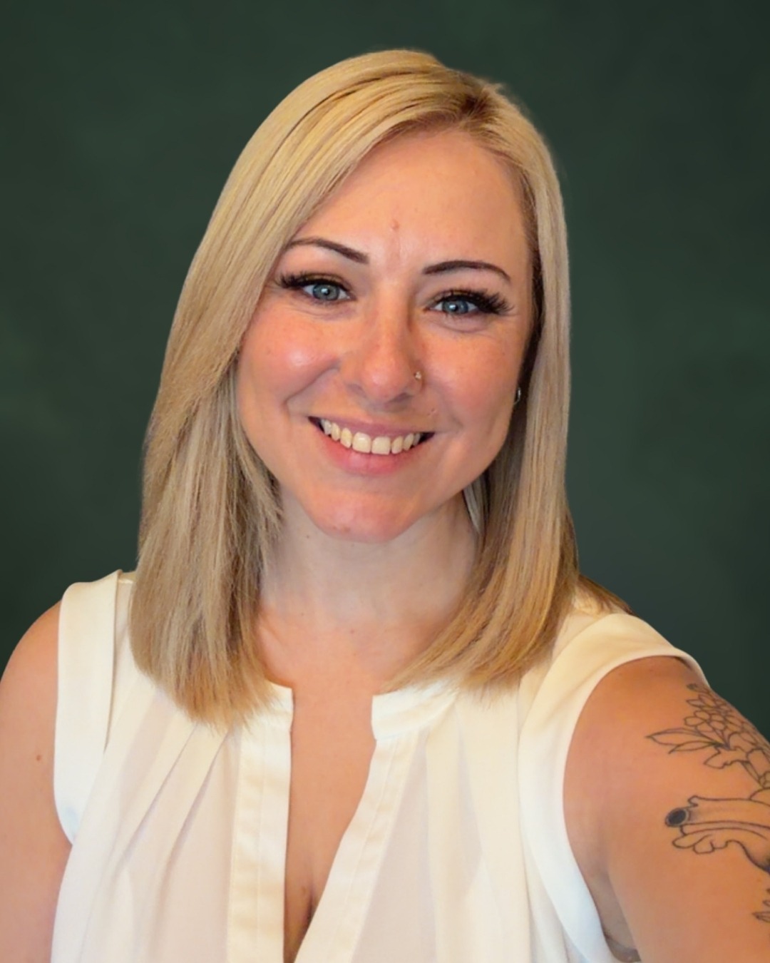 leandra cresong, account executive